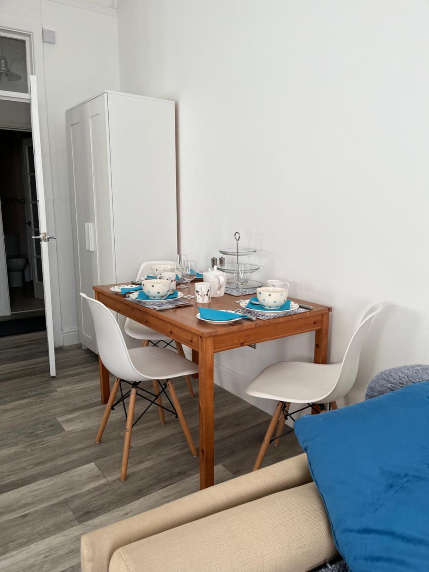 Amberlea Apartment Swanage Bagian luar foto