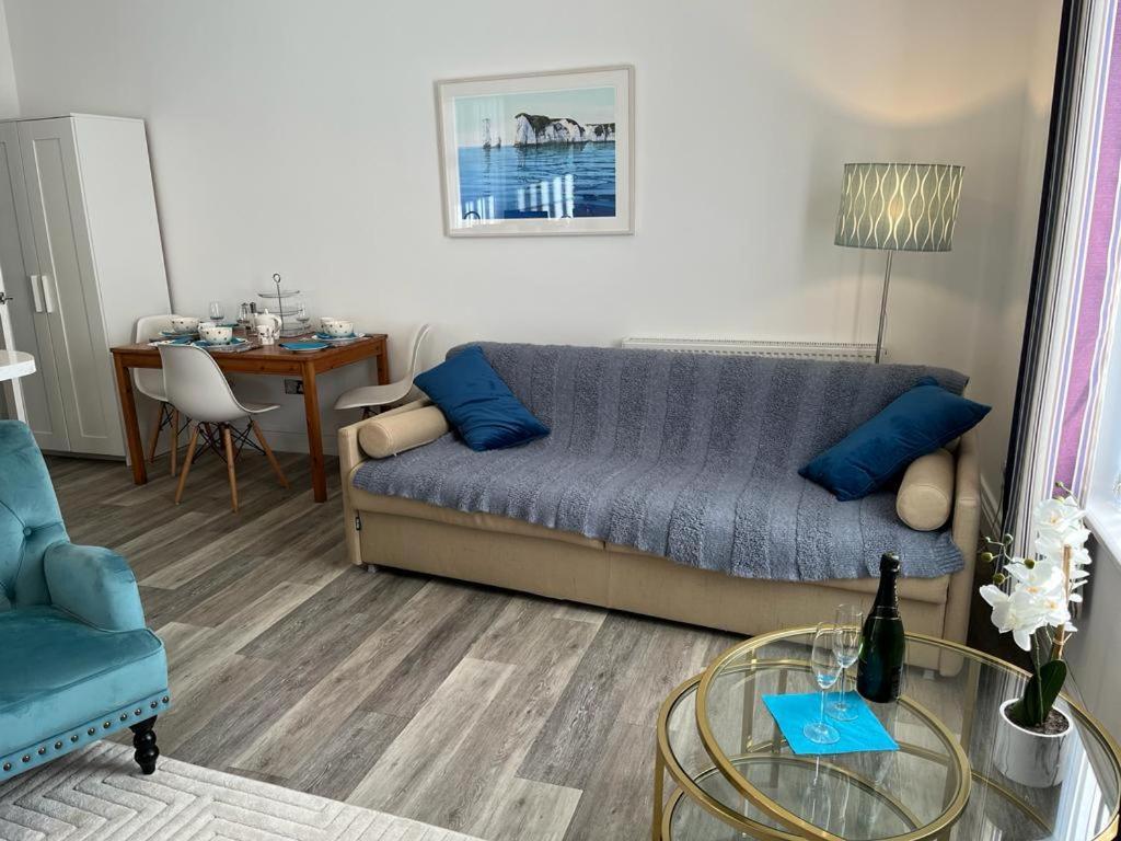 Amberlea Apartment Swanage Bagian luar foto
